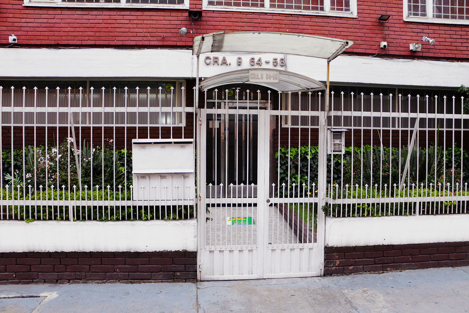 Fachada del consultorio